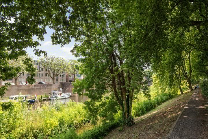 Foto 45 van Koninginnenlaan 33