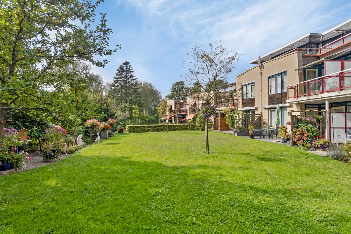 Foto 4 van Burg. Doffegnieslaan 2-F8