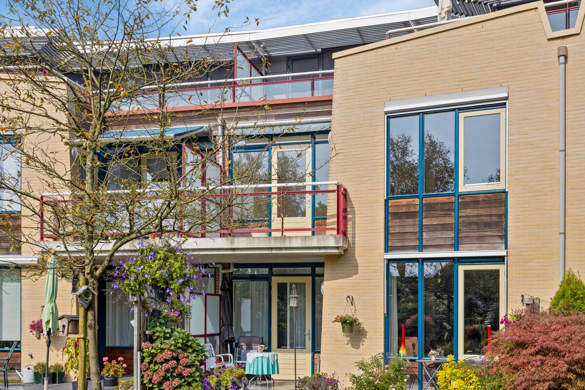 Foto 27 van Burg. Doffegnieslaan 2-F8