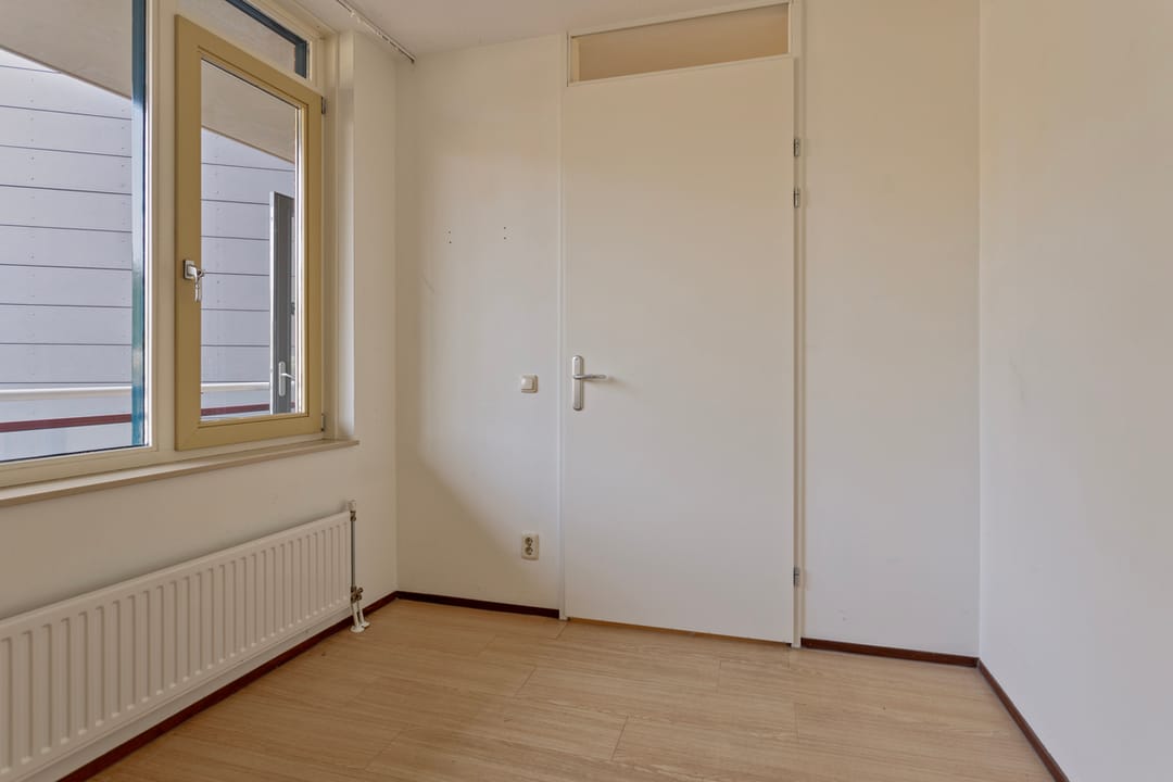 Foto 28 van Burg. Doffegnieslaan 2-F8