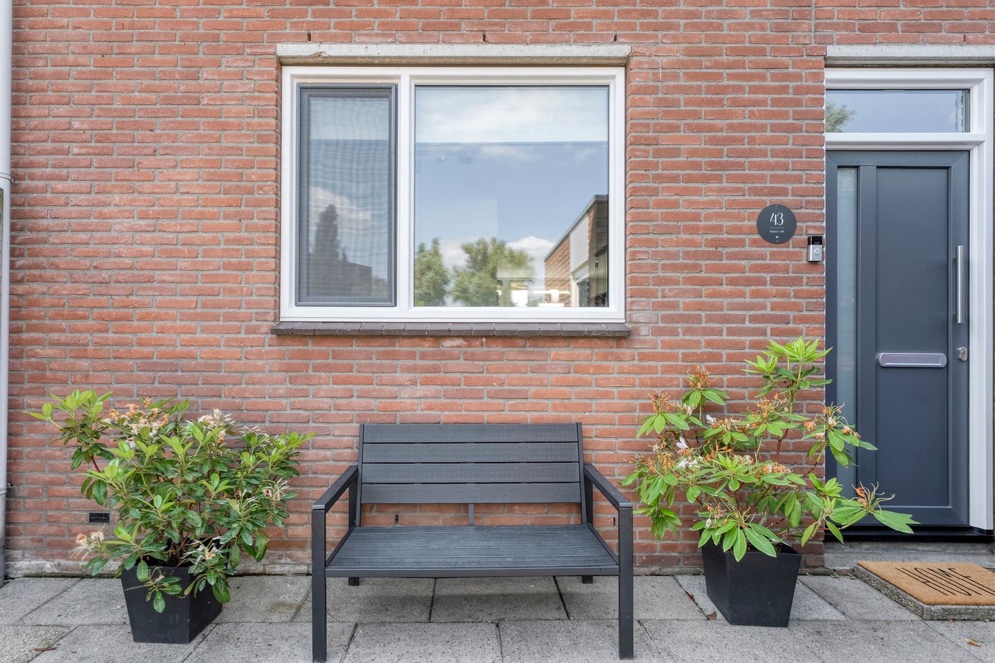 Photo 4 of Van Limburg Stirumware 43