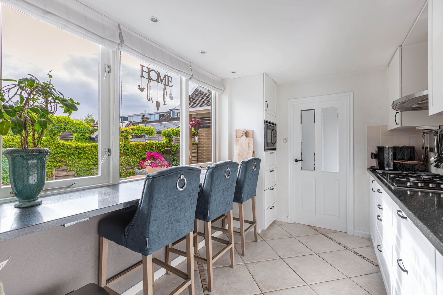 Photo 19 of Oosterweidestraat 39