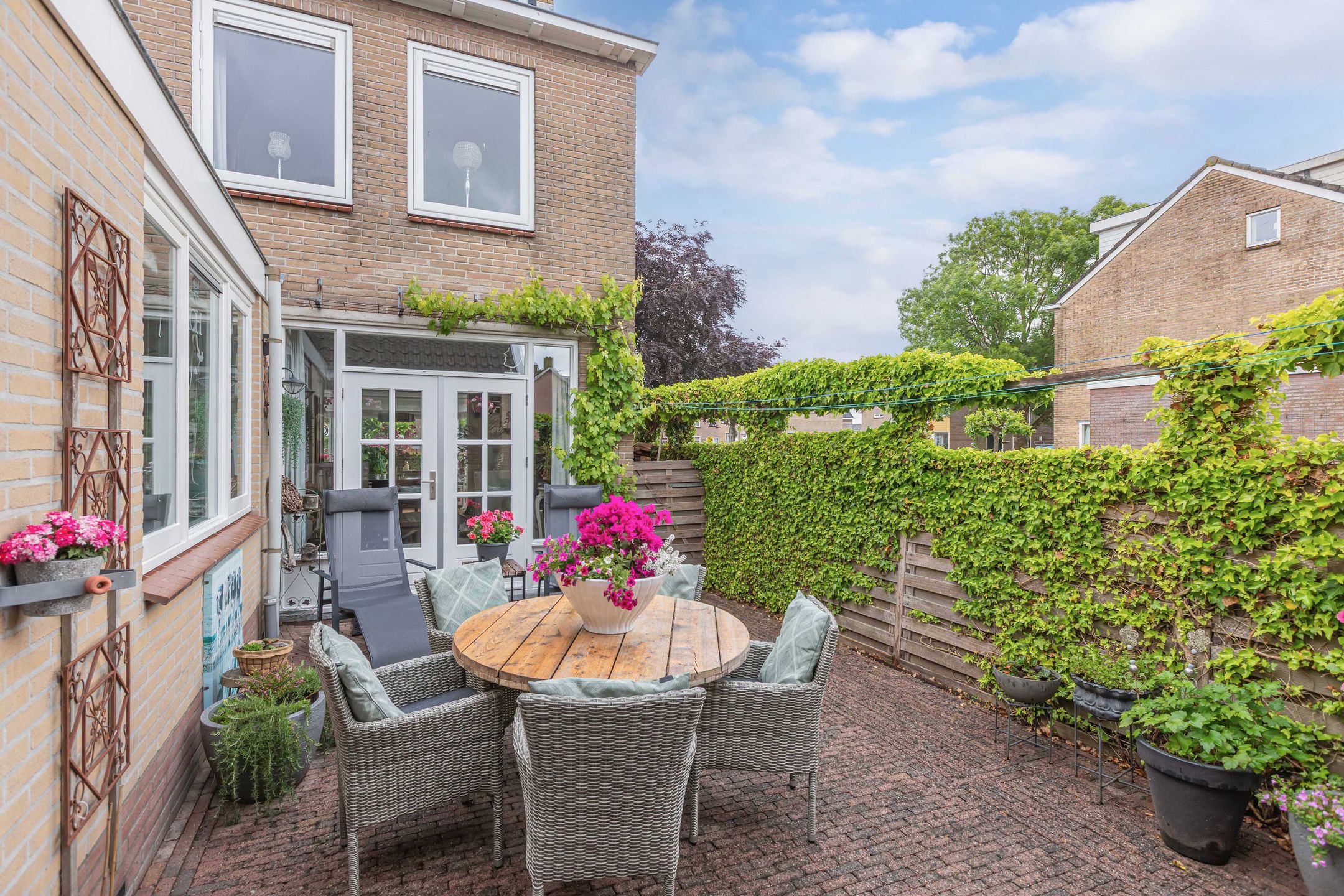 Photo 27 of Oosterweidestraat 39