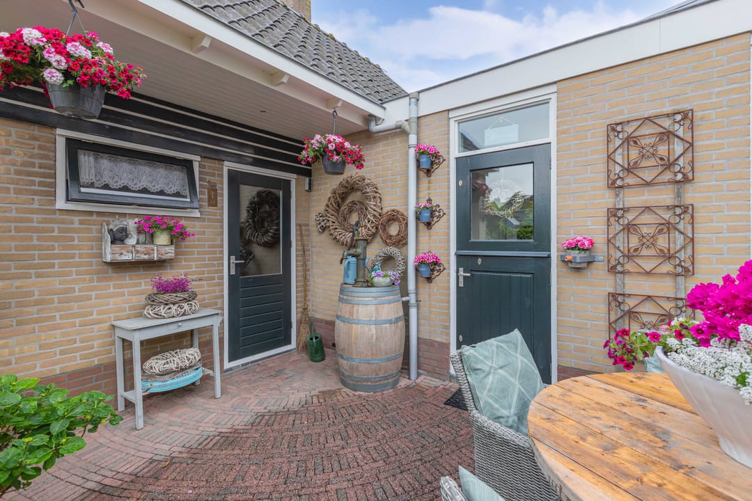 Photo 31 of Oosterweidestraat 39