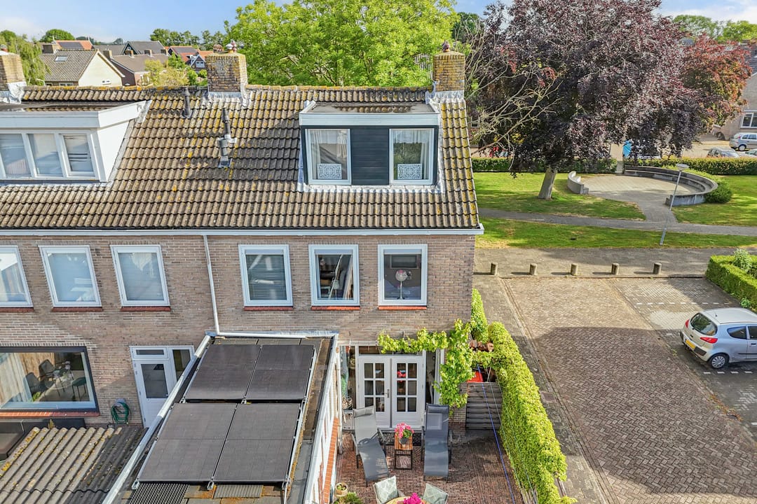 Photo 32 of Oosterweidestraat 39