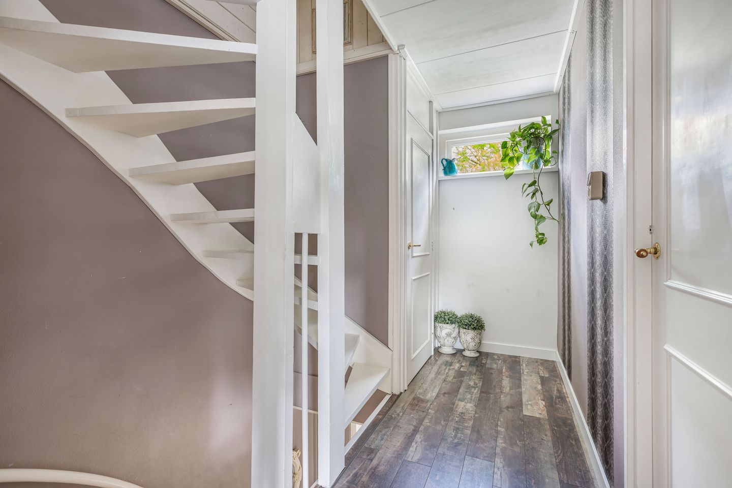 Photo 35 of Oosterweidestraat 39