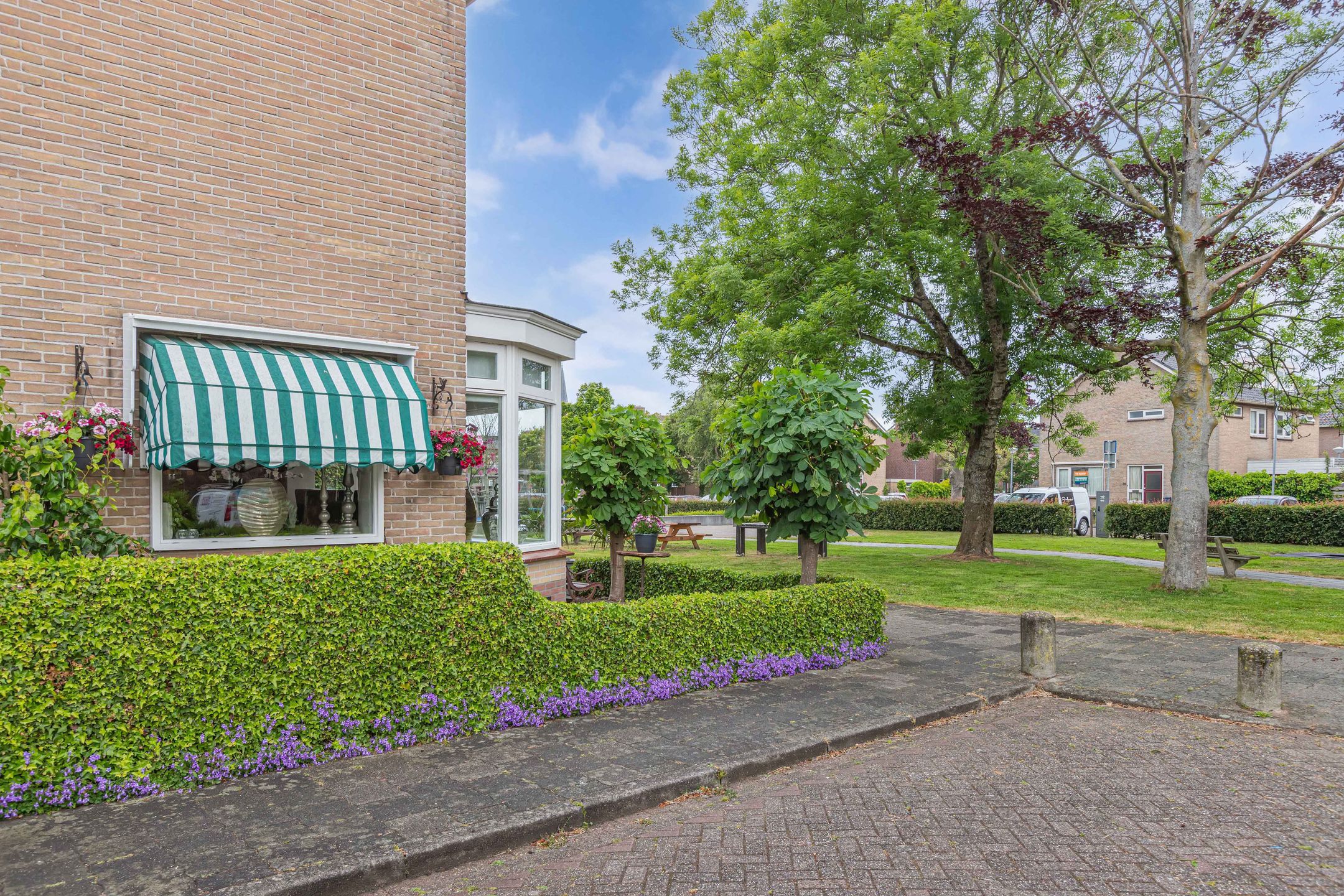 Photo 48 of Oosterweidestraat 39