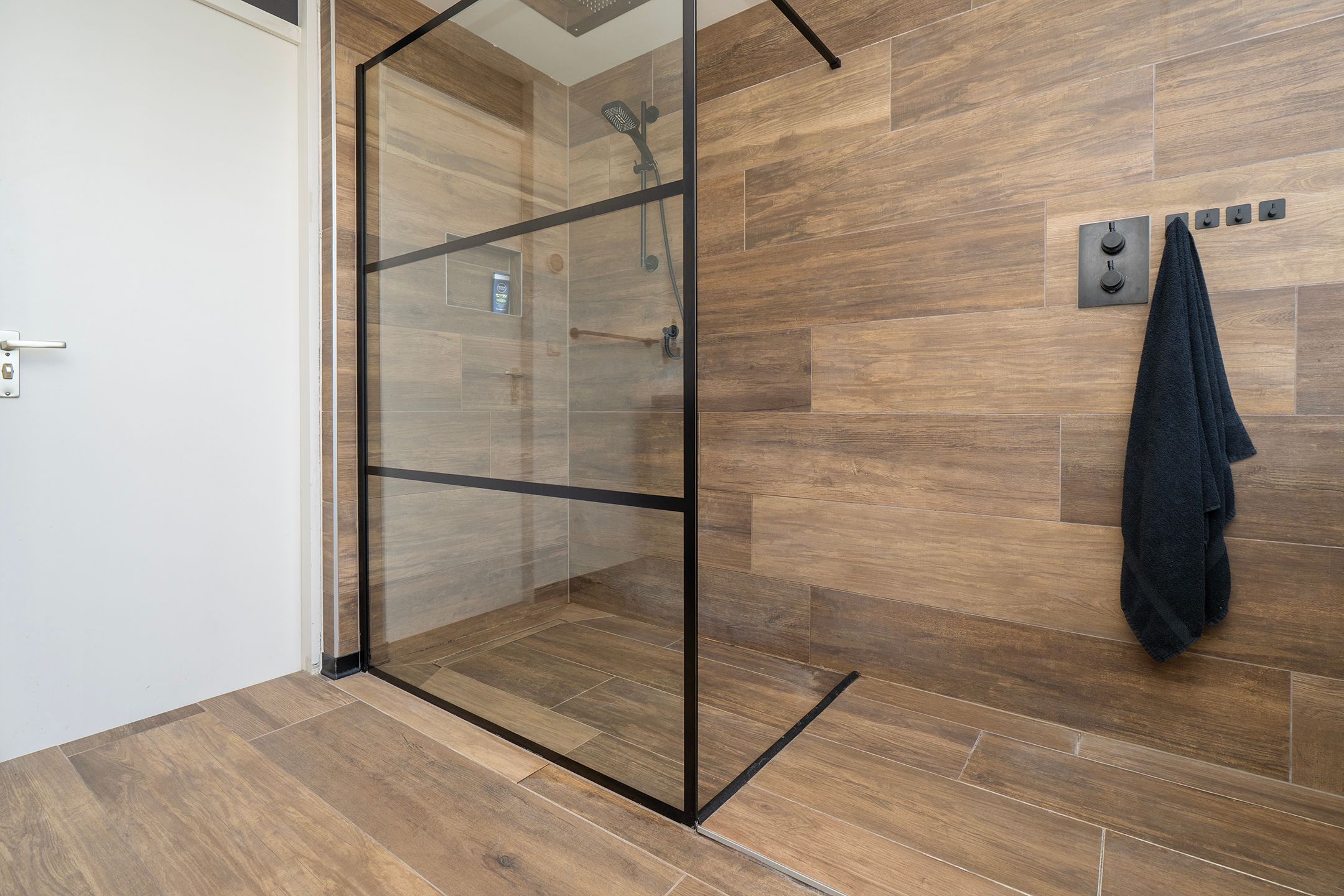 Photo 48 of Kijkduinlaan 44