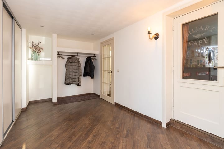 Photo 19 of Streekweg 317