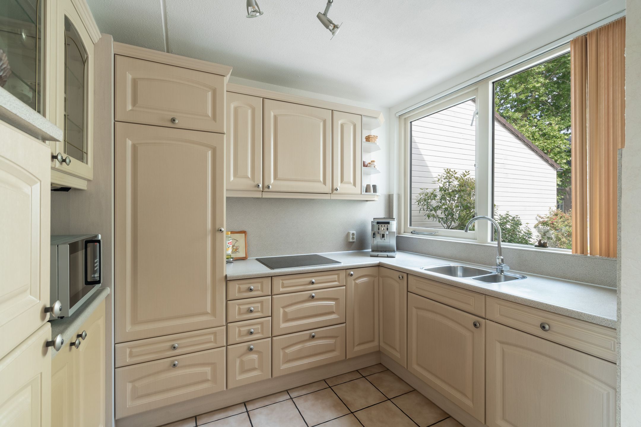 Foto 12 van Ravelstraat 14