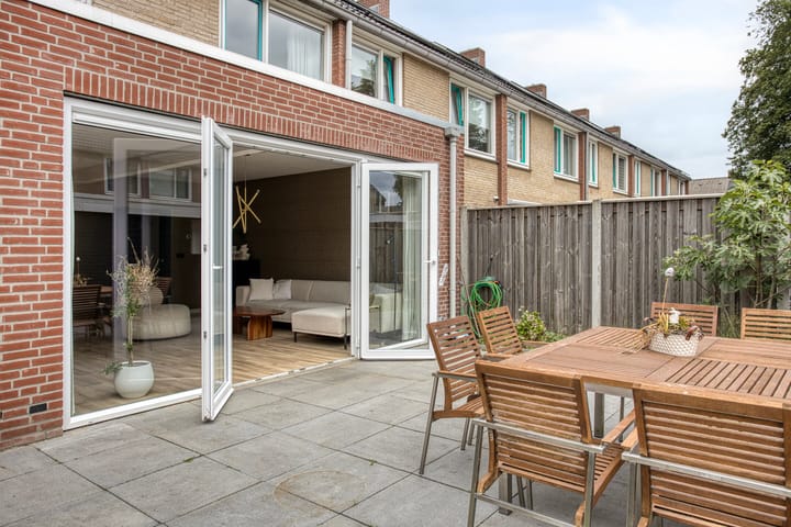 Foto 32 van H. Marsmanstraat 15