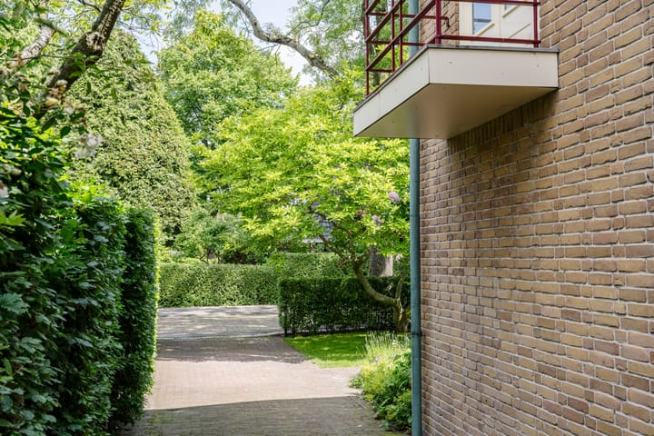 Foto 50 van Frederik Hendriklaan 4