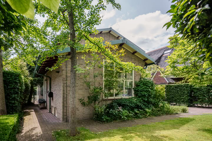 Foto 52 van Frederik Hendriklaan 4