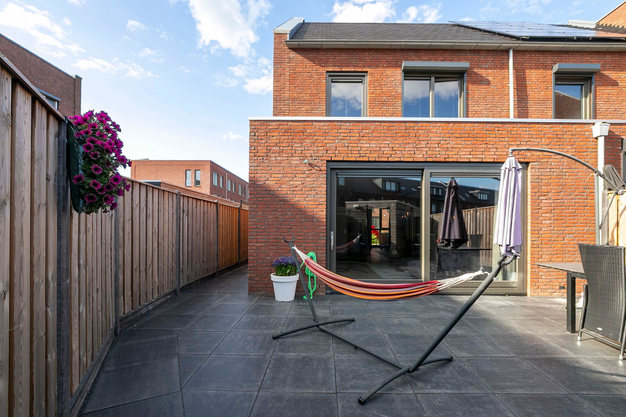 Photo 24 of Titanium 4