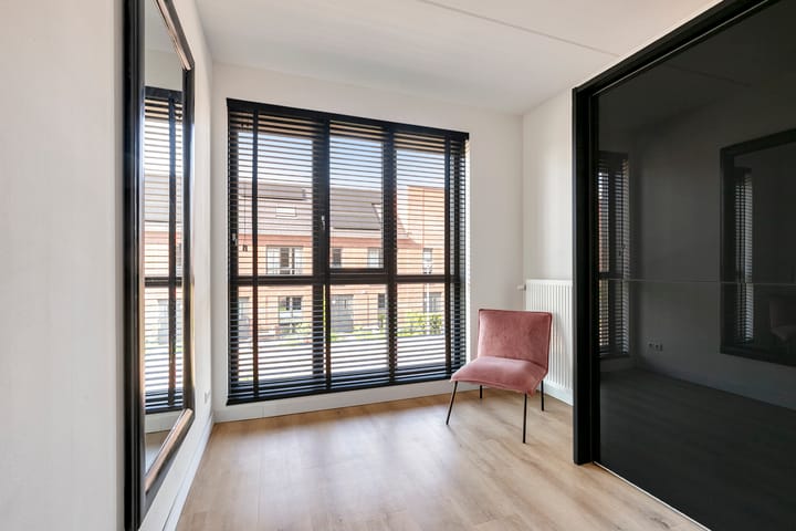 Foto 35 van Titanium 4