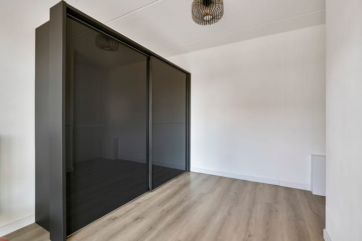 Foto 36 van Titanium 4