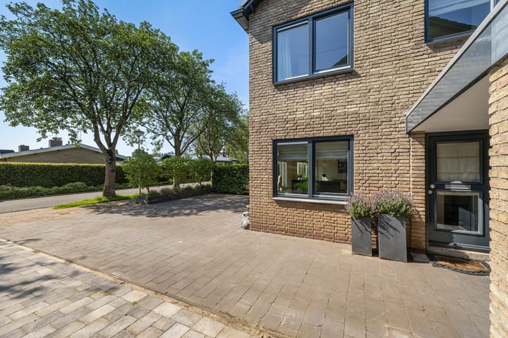 Foto 8 van Lijsterbeslaan 10