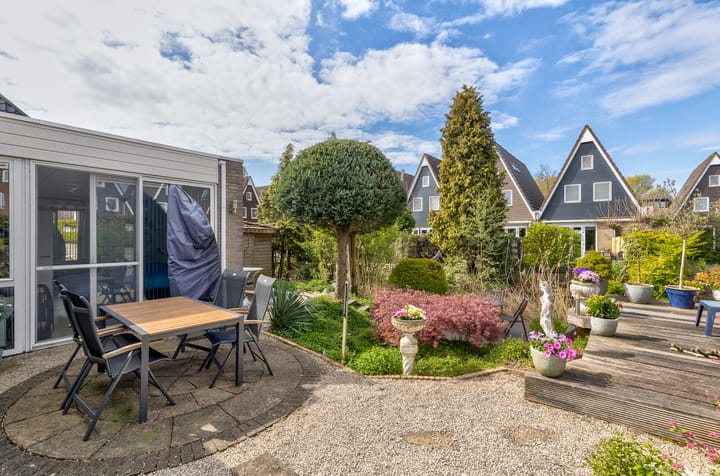 Foto 2 van Pascaltuin 14