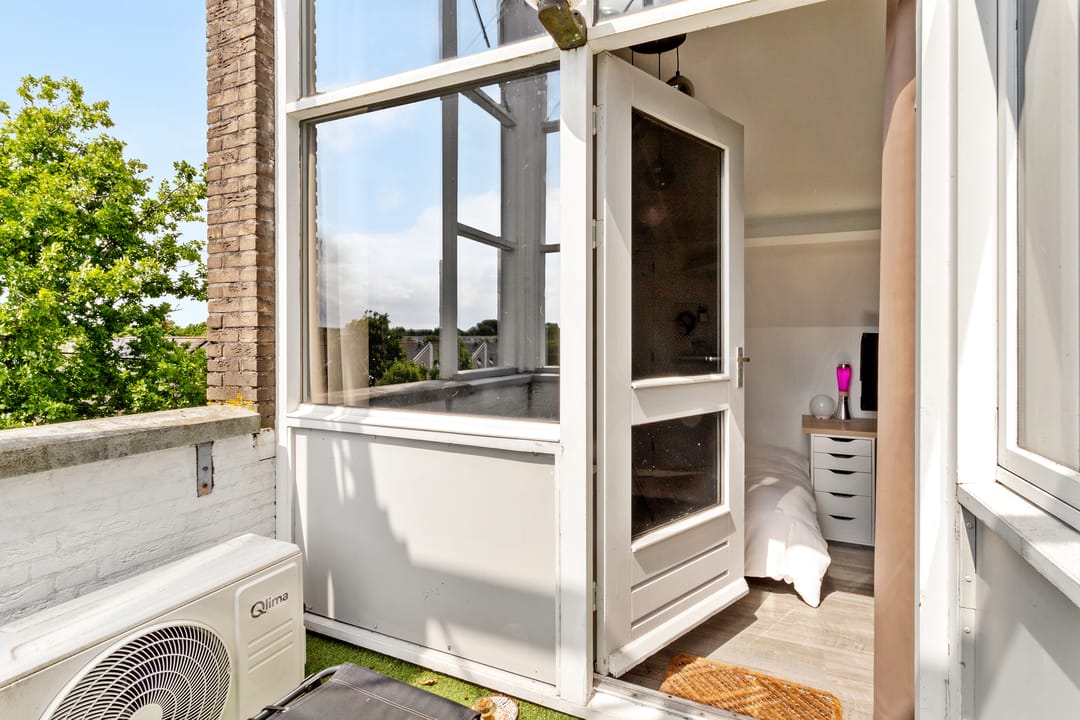 Photo 26 of Luitstraat 48