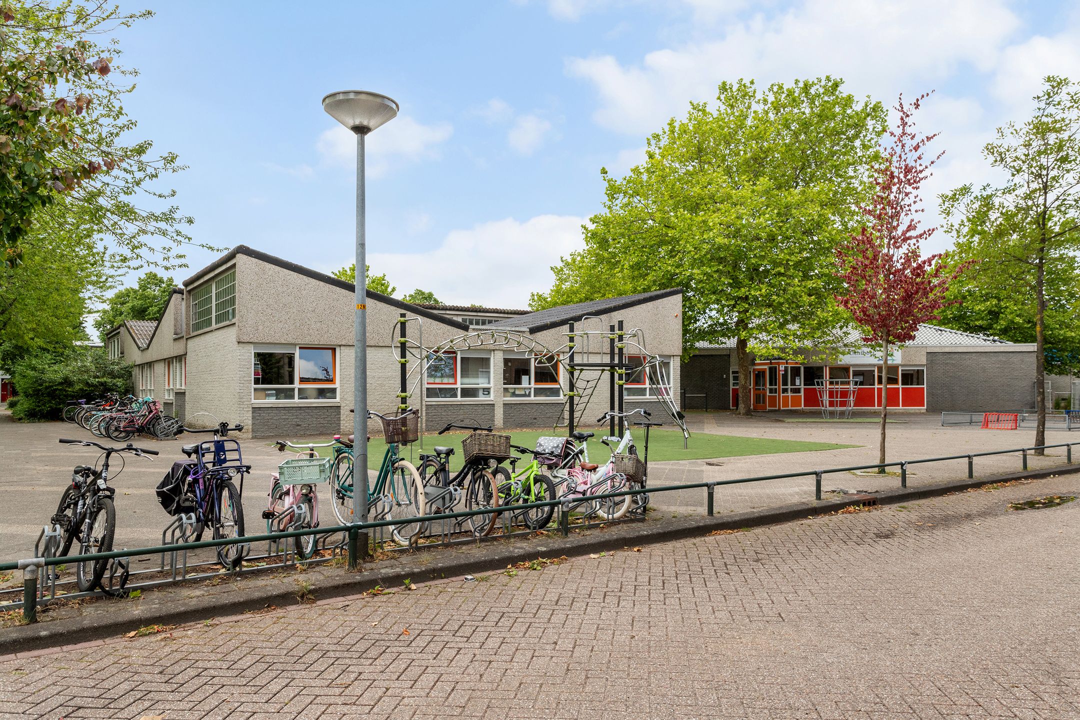 Photo 33 of Luitstraat 48