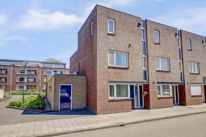 Foto 5 van Stationsplein 112