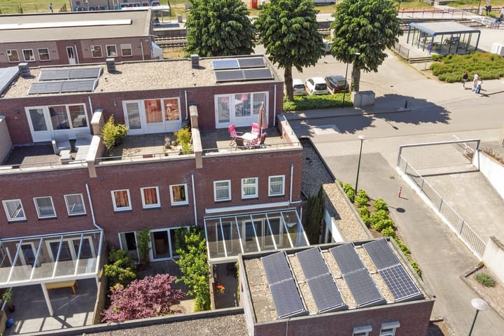 Foto 43 van Stationsplein 112