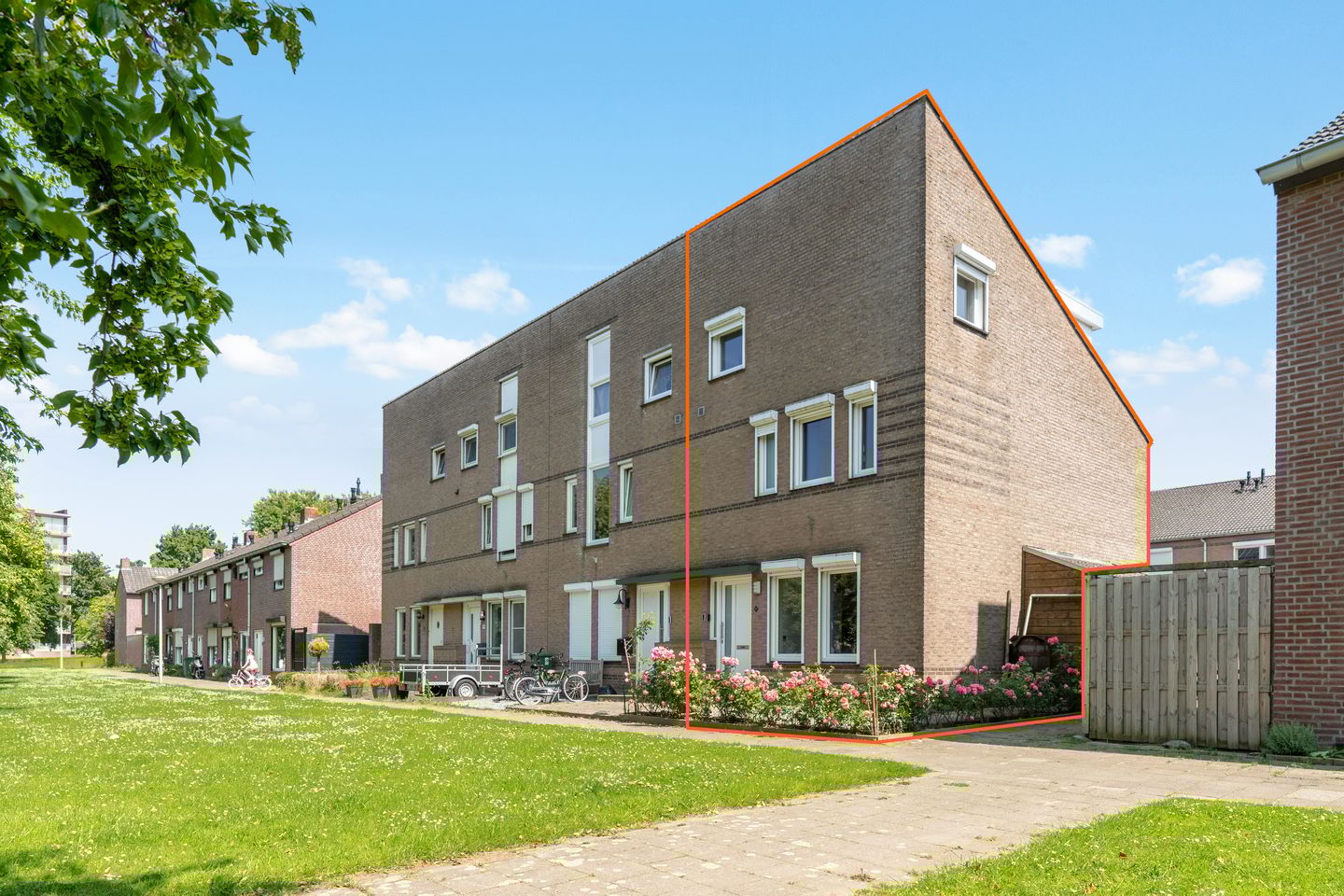 Photo 1 of Floretruwe 11-D