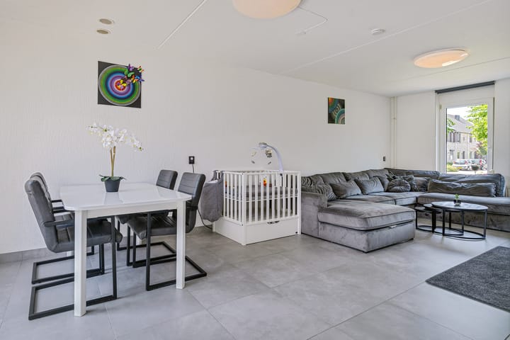 Photo 5 of Floretruwe 11-D