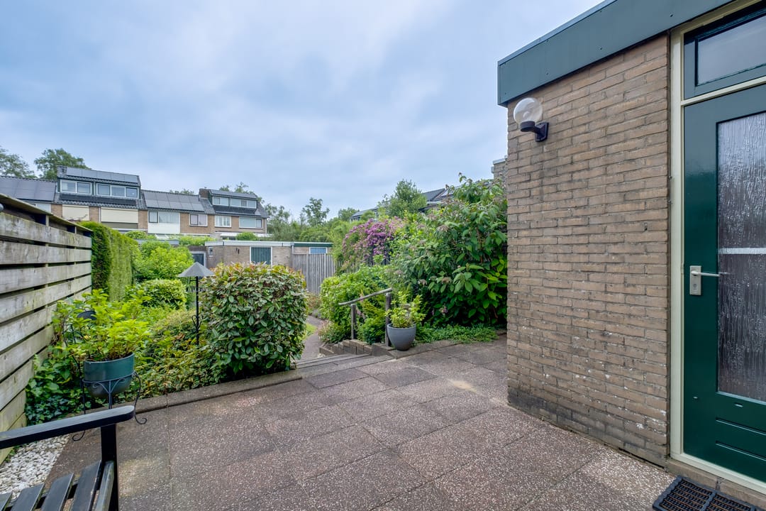 Photo 26 of Hendrika van Tussenbroekstraat 21