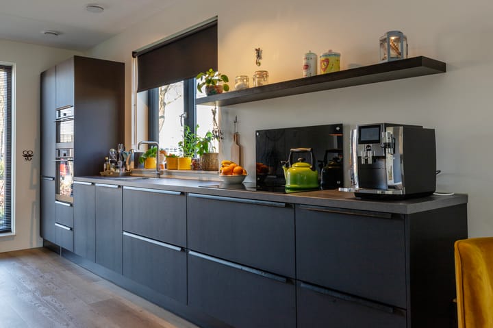 Photo 10 of Johan Willem Frisolaan 18