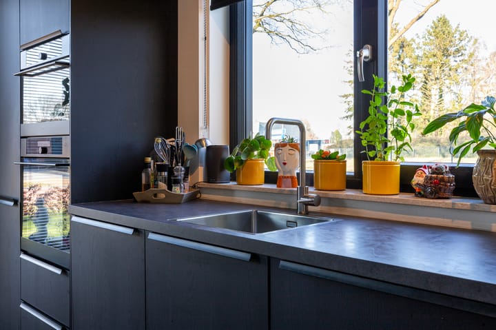 Photo 11 of Johan Willem Frisolaan 18