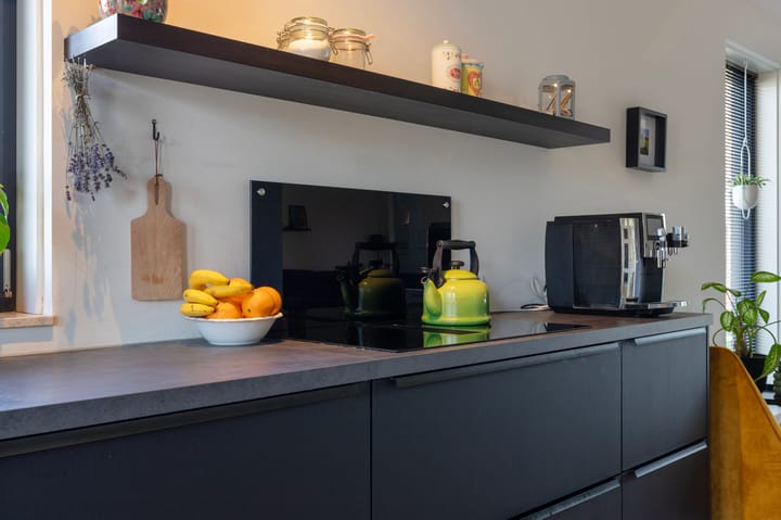 Photo 13 of Johan Willem Frisolaan 18