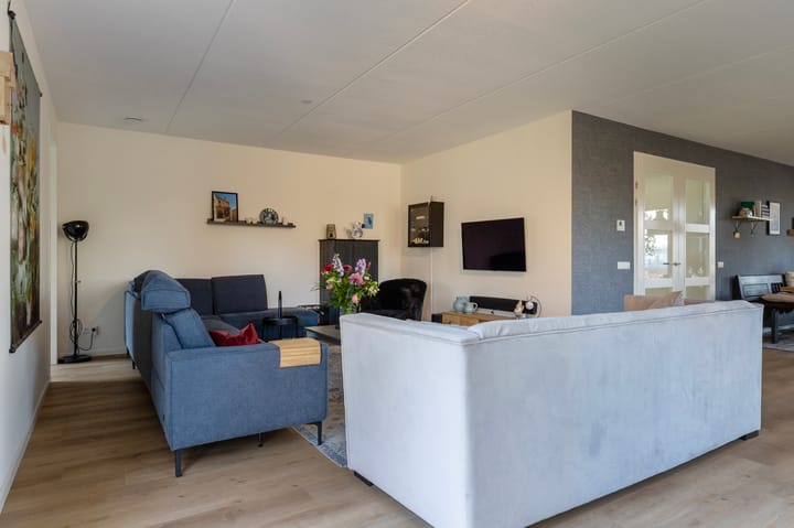 Photo 20 of Johan Willem Frisolaan 18