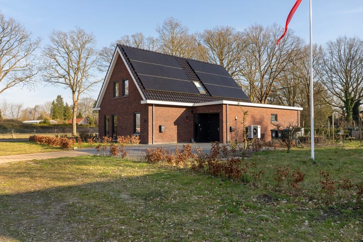 Photo 68 of Johan Willem Frisolaan 18