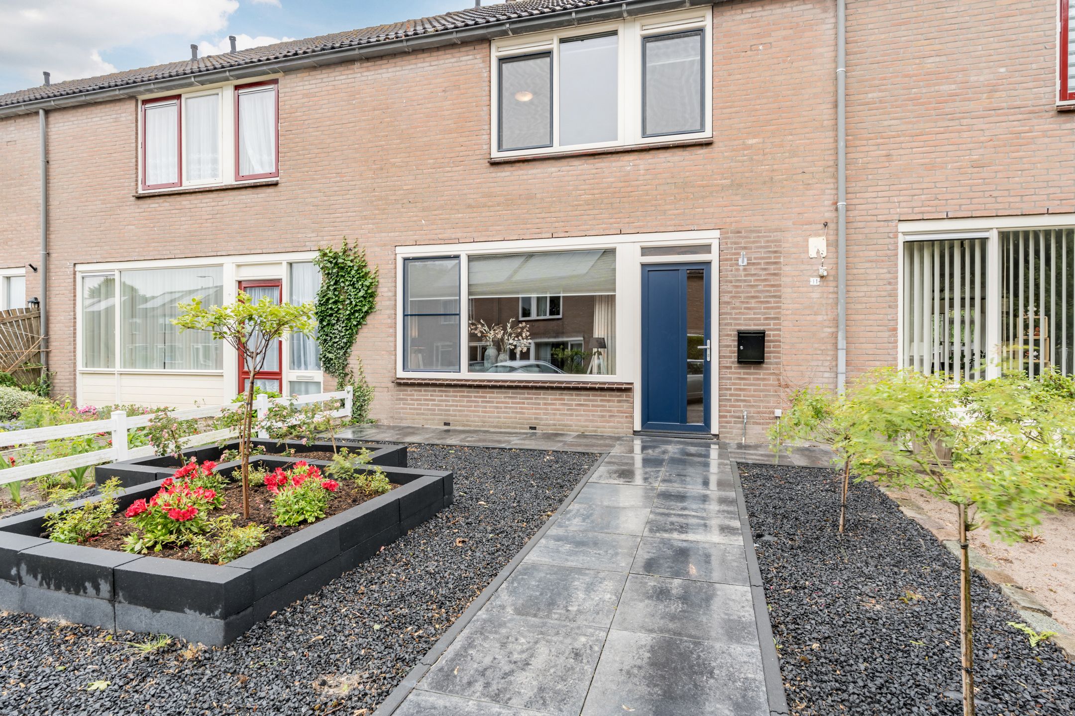 Photo 3 of Hazenpad 11