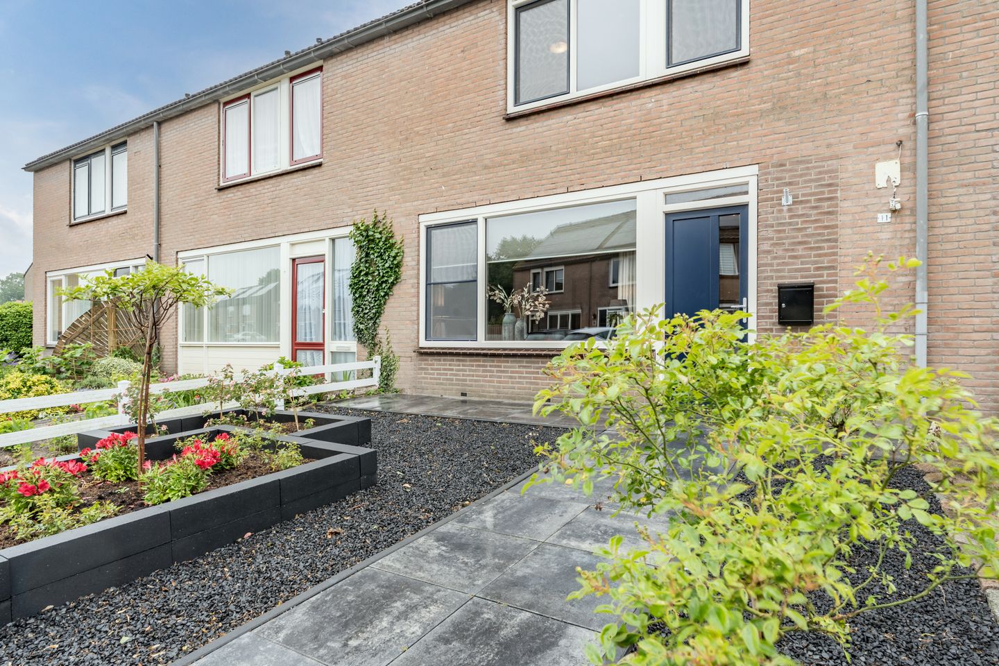 Photo 4 of Hazenpad 11