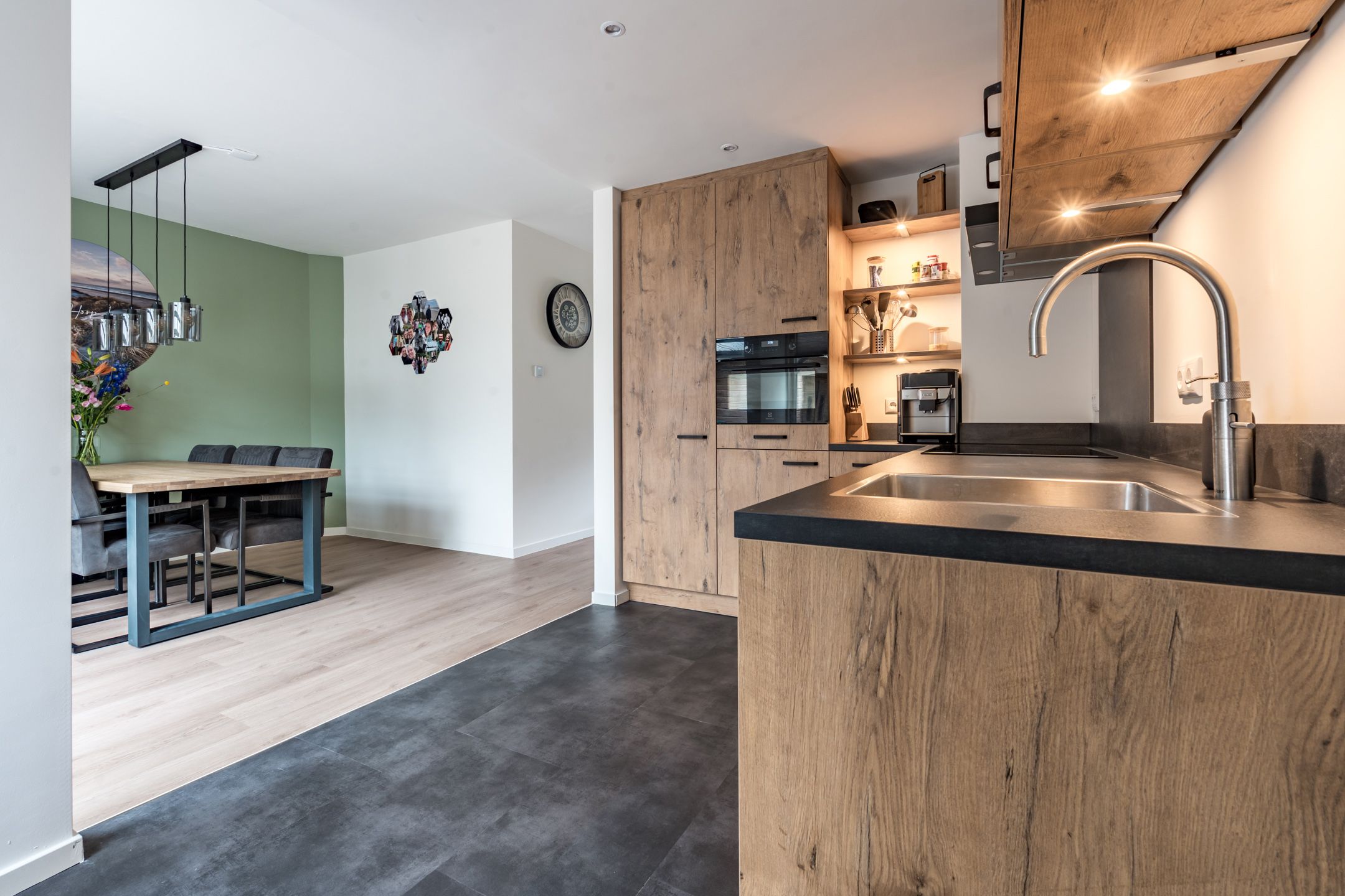 Photo 18 of Hazenpad 11