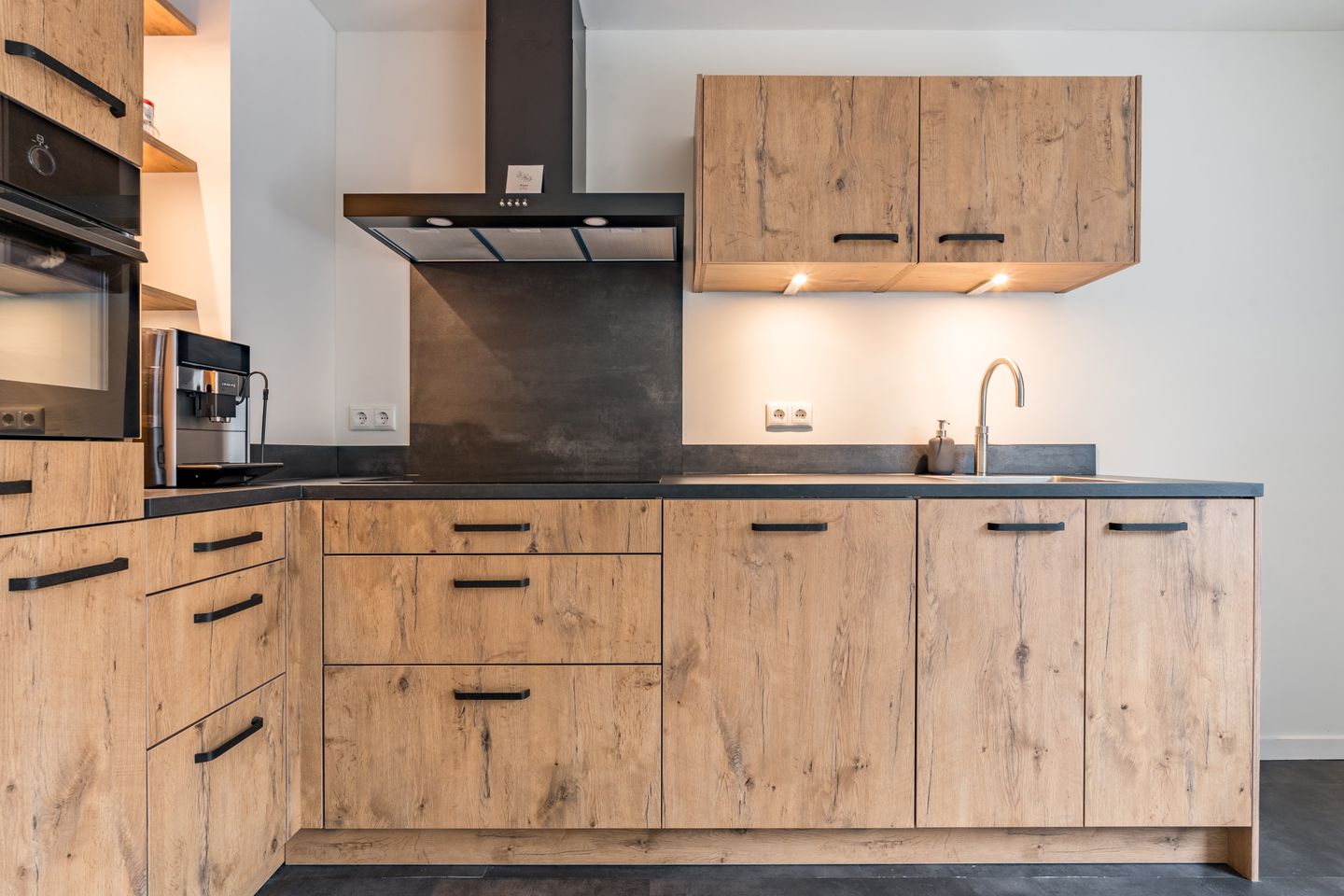 Photo 20 of Hazenpad 11