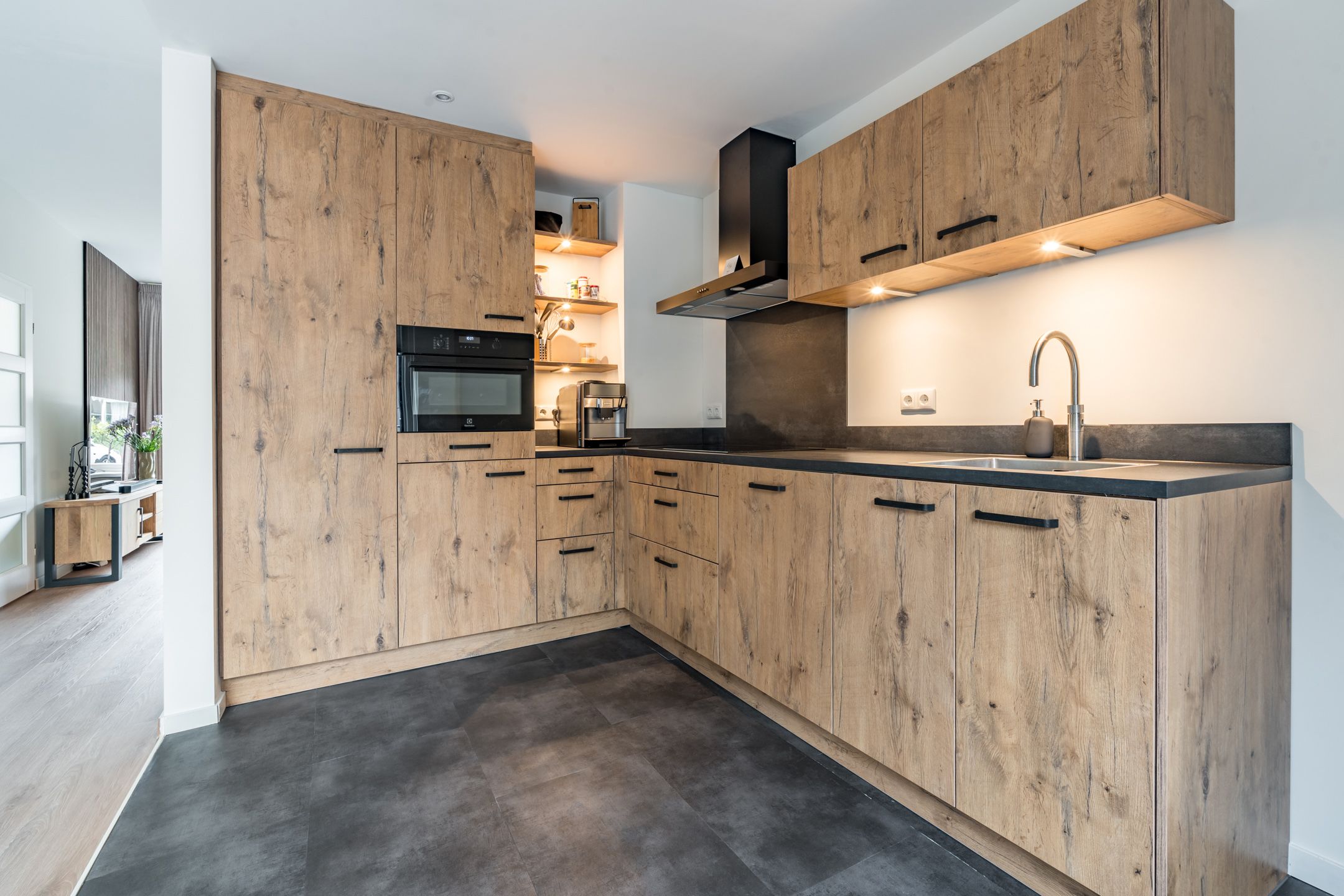 Photo 21 of Hazenpad 11