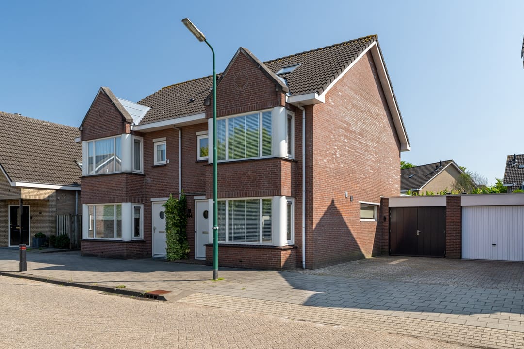 Photo 1 of Hoofdstraat 144