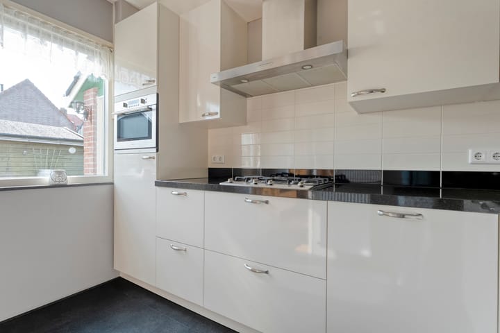 Foto 13 van De Prunus 87