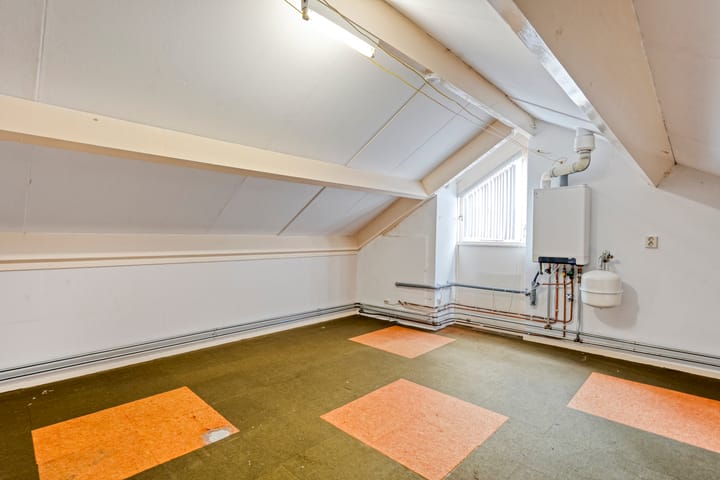 Foto 25 van De Prunus 87