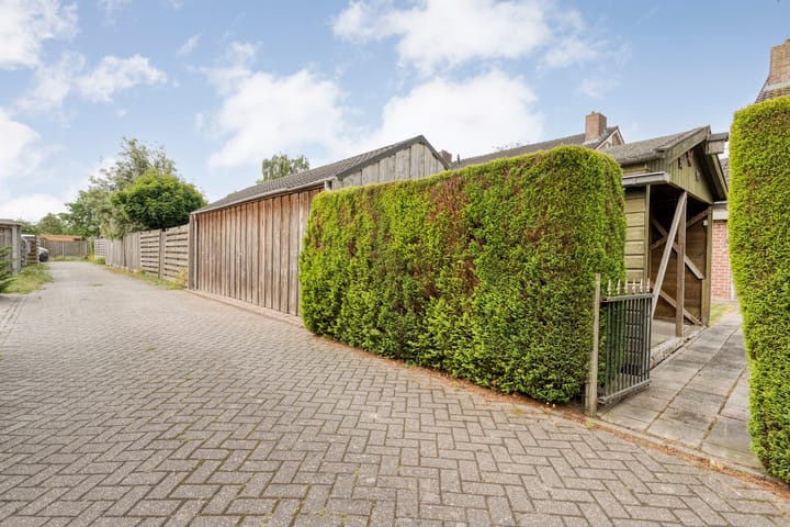 Foto 33 van De Prunus 87