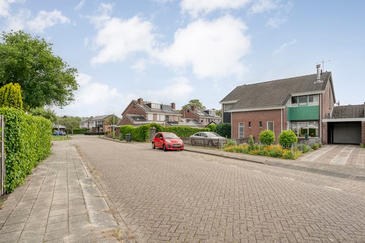 Foto 37 van De Prunus 87