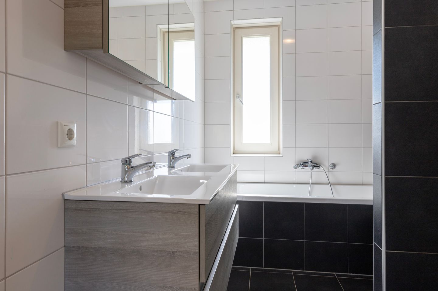 Foto 34 van Weldadigheid 57