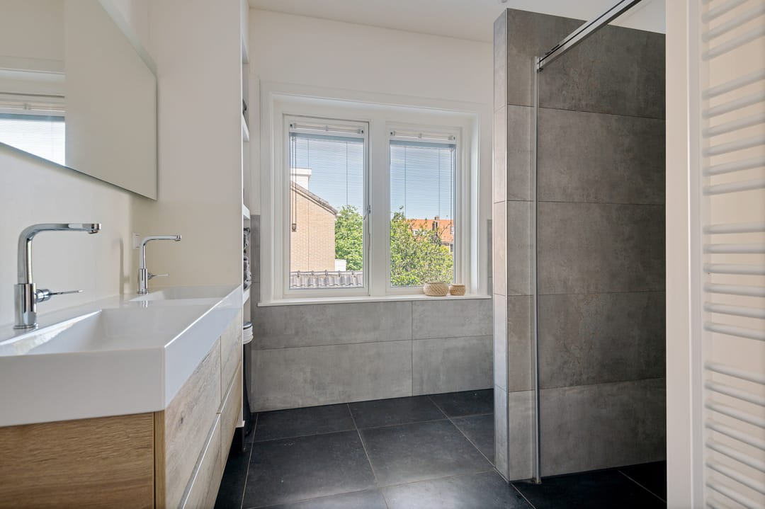 Foto 41 van Meindert Hobbemastraat 33