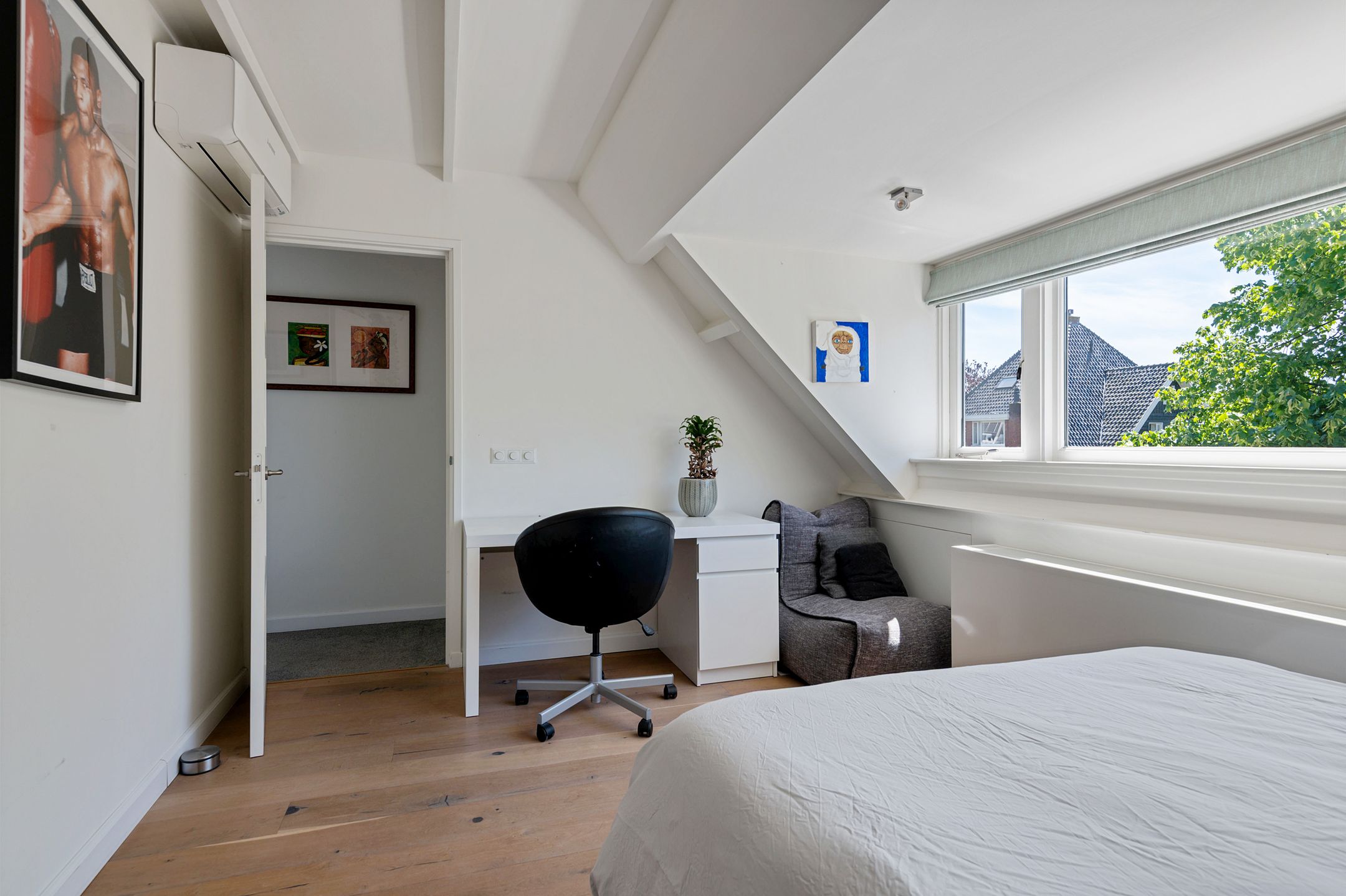 Foto 51 van Meindert Hobbemastraat 33