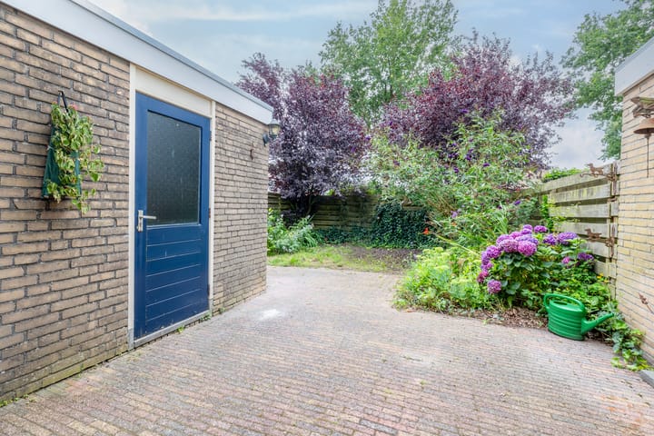 Foto 32 van Ribesstraat 28