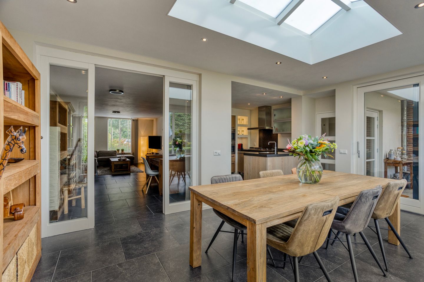 Photo 20 of Schuttersstraat 16