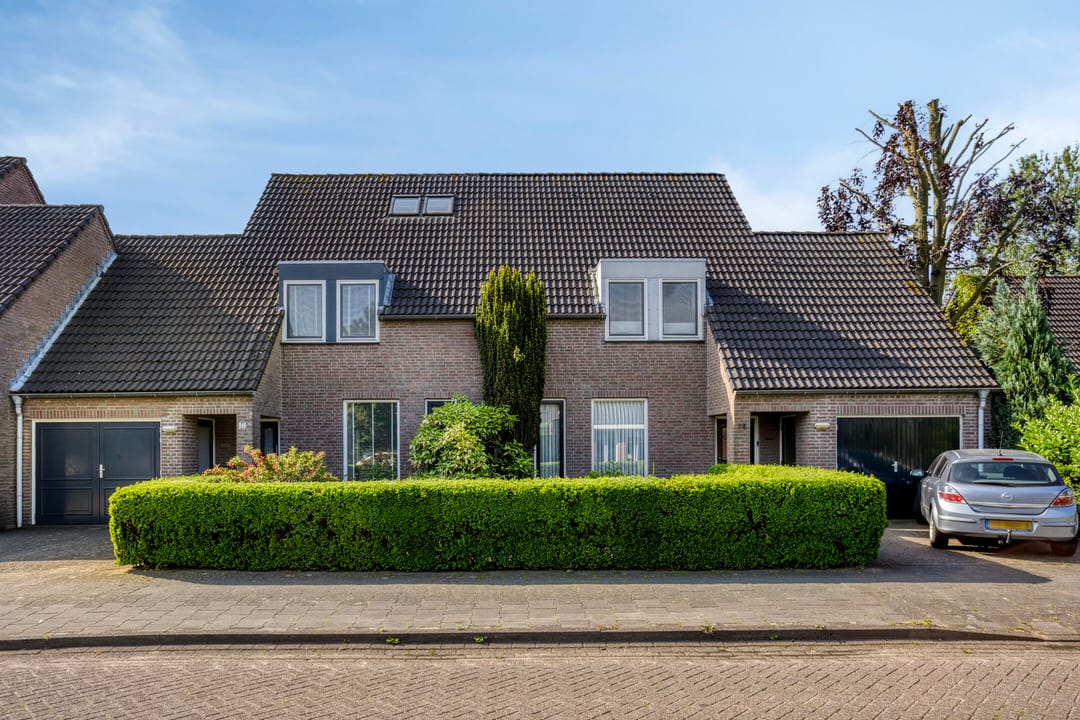 Photo 46 of Schuttersstraat 16